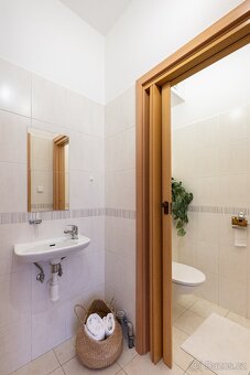 Prodej bytu 3+1 s garážovým stáním – moderní bydlení v centr - 8