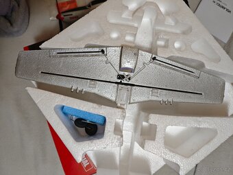 RC MUSTANG 400mm - 8