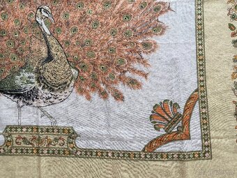 Nový dámský italský šátek s motivem páva - 120 x 120 cm - 8