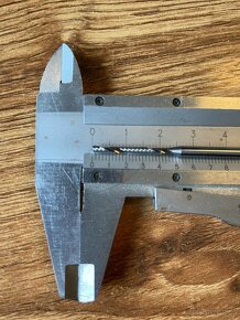 Frézy tl.2mm pracovní délka 10mm a 22mm - 8