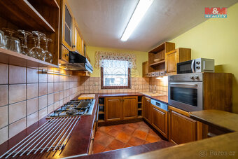 Prodej hotelu, penzionu, 380 m², Rohatec, ul. Hodonínská - 8