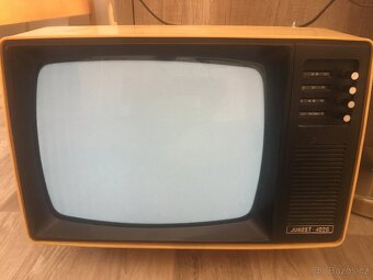 Junosť 402b - TV přenosná černobílá - retro - 8