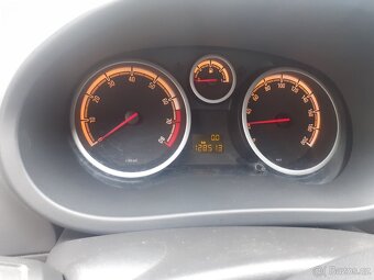 Opel Corsa D 1,2 59 kw - vada motoru - 8