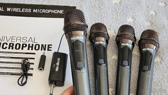 Prodám sadu 4ks bezdrátových mikrofonů - 8