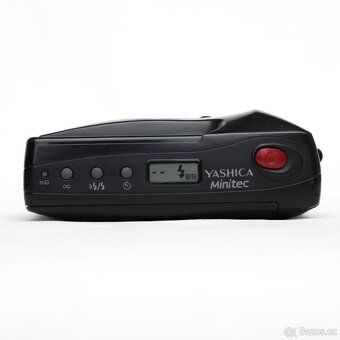 Yashica Minitec AF - 8