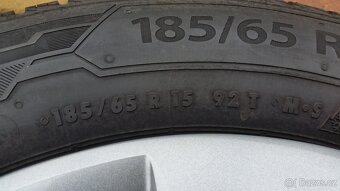 Zimní sada ŠKODA Fabia 4 5x100 R15 pneu 185/65/15 8-9mm - 8