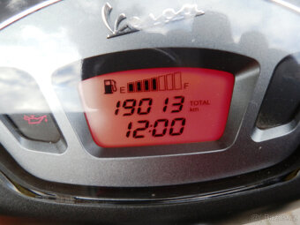 Vespa Sprint 125 iGET (2015 ABS ) - 8