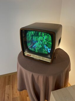 Tesla Ametyst Multimediálne centrum v retro štýle - 8