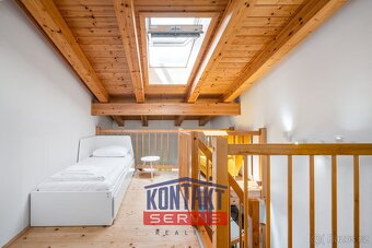 Nabízíme k prodeji zařízený mezonetový apartmán 2+kk, 73 m2 - 8