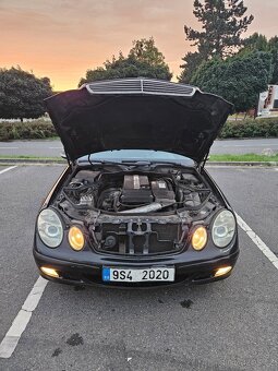 Mercedes-Benz W211 E200 - 8