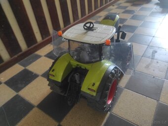 Bruder traktor a Bruder secí stroj - 8