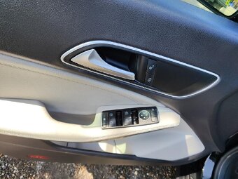 Mercedes CLA 220 - 8