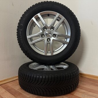 AUDI A4 B5 5x112 R15 ET43+ZIMNÍ 185/65R15 6,5mm - 8