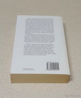 Prodám knihu Dívčí válka - 8