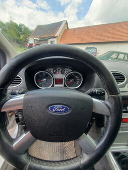 Ford focus - 8
