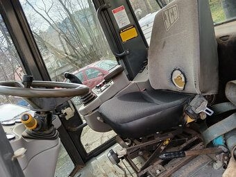 Kolový nakladač JCB 407 Kolový nakladač JCB 407 - - 8