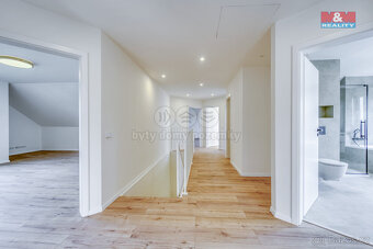 Prodej rodinného domu, 340 m², Popovičky, ul. Na Skalce - 8