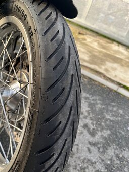 Triumph Thruxton 900 - 8