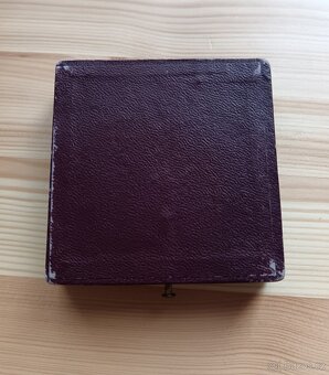 Stříbrná medaile Obchodní a Živnostenská Komora v Praze orig - 8