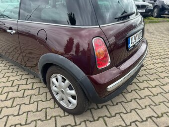 Mini One 1,6i 66 KW KOLA STK 2. MAJ - 8
