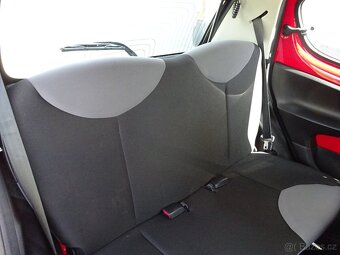 Peugeot 107 1,0i - 8