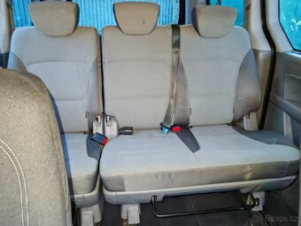 Hyundai h1 2,5crdi 125kw 8mist - 8