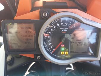 KTM 1050 ADVENTURE - 8