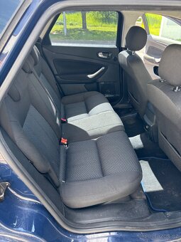 Ford Mondeo combi 2.0 TDI GHIA - 8