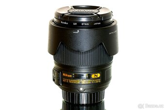 Nikon AF-S FX Nikkor 28mm 1:1,8 G + UV filtr TOP STAV - 8