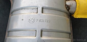 BMW E46 M3 – zadní tlumič výfuku - 8