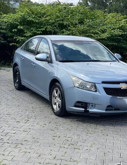 Cruze 1,6 - 8