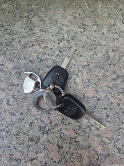 Toyota Aygo 125000km 1. majitel, ČR auto - 8