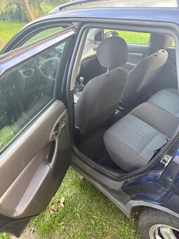 FORD Focus 1 - 8