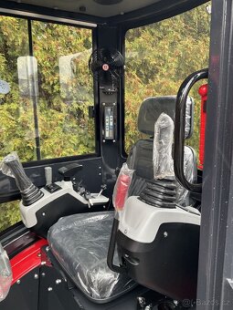 Bagr CR26C motor KUBOTA - 8