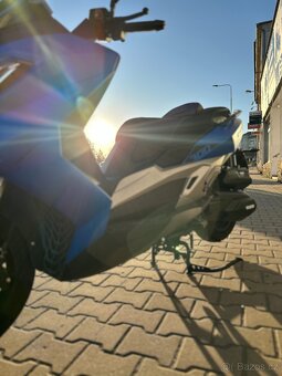 Maxon discover 300 - 8