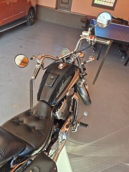 Suzuki Intruder 1400 - 8