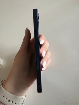 Apple iPhone 12 64GB modrý - 8