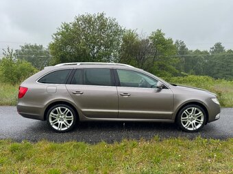 ŠKODA SUPERB II 2.0 TDI COMBI/125 kW/ZÁRUKA/JARNÍ SLEVA - 8