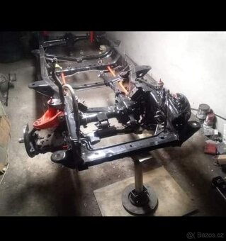 Nissan D21 Pickup - 8