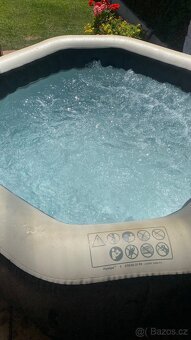 Nafukovací vířivka Intex PureSpa Jet and Bubble Octagon, 6 o - 8