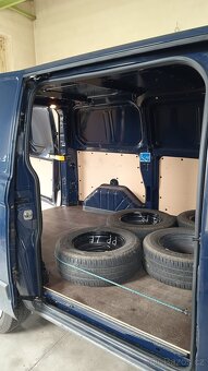 Ford Transit Custom 2.0 TDCi 77kW - ZÁNOVNÍ STAV, JEN 77tkm - 8