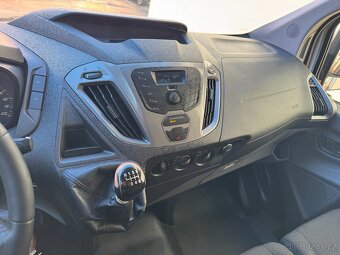 Ford Transit Custom, r. 2015. Motor 2.2 TDCi, výkon 74 kW - 8