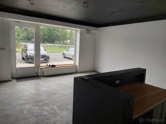 Pronajmu obchodní prostor Chrudim - 8