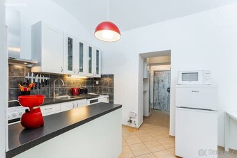 Prodej bytu 2+kk 49 m² Grafická, Praha - Smíchov - 8