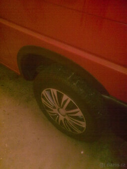 Prodám VW t4 2,4d transporter r.v 2003 - 8