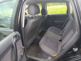 Volkswagen Polo - 8