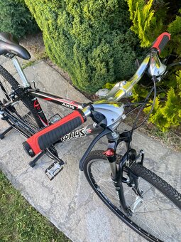 Kellys Axis 28” - 8