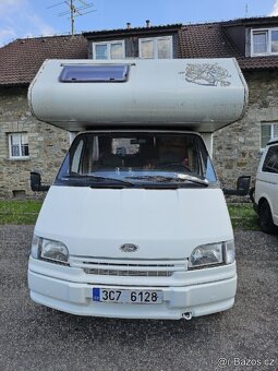Obytný automobil Ford Transit - 8