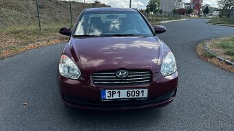 HYUNDAI ACCENT 1.4 - 8