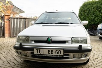 Škoda Felicia 1.6 GLX s KLIMATIZACÍ a SERVOŘÍZENÍM - 8